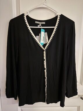 Daniel Rainn Black V-Neck Button-Front Blouse with Cream Scalloped Trim